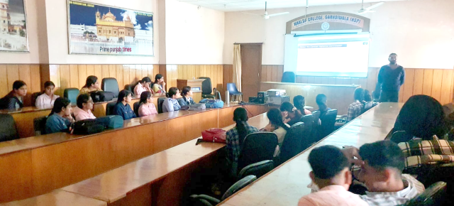 You are currently viewing ਖ਼ਾਲਸਾ ਕਾਲਜ,ਗੜ੍ਹਦੀਵਾਲਾ ਵਿਖੇ ‘ਵਿਜੀਲੈਂਸ ਜਾਗਰੂਕਤਾ ਹਫ਼ਤਾ’ ਮਨਾਇਆ ਗਿਆ