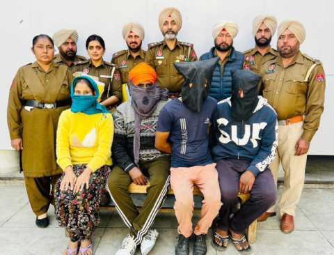 You are currently viewing ਦੋ ਨਸ਼ਾ ਤਸਕਰ ਅਤੇ ਦੋ ਲੁੱਟਾਂ ਖੋਹਾਂ ਵਾਲੇ ਆਏ ਪੁਲਿਸ ਅੜਿੱਕੇ 