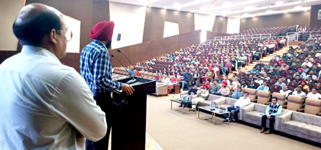 Read more about the article ਵਾਤਾਵਰਣ ਸਿੱਖਿਆ ਪ੍ਰੋਗਰਾਮ ਅਧੀਨ ਗ੍ਰੀਨ ਸਕੂਲ ਪ੍ਰੋਗਰਾਮ ਆਡਿਟ ਵਾਸਤੇ ਕਰਵਾਈ ਇੱਕ ਦਿਨਾ ਜਿਲ੍ਹਾ ਪੱਧਰੀ ਵਰਕਸ਼ਾਪ
