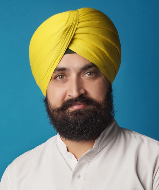 You are currently viewing ਡਾ.ਹਰਮਿੰਦਰ ਸਿੰਘ ਬਕਸ਼ੀ ਪੰਜਾਬ ਸਟੇਟ ਇੰਡਸਟ੍ਰੀਅਲ ਡਿਵੈਲਪਮੈਂਟ ਕਾਰਪੋਰੇਸ਼ਨ ਦੇ ਵਾਈਸ ਚੇਅਰਮੈਨ ਨਿਯੁਕਤ