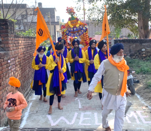 You are currently viewing ਪਿੰਡ ਗੋਂਦਪੁਰ ਵਿਖੇ ਧੰਨ ਧੰਨ ਸ੍ਰੀ ਗੁਰੂ ਨਾਨਕ ਦੇਵ ਦੇ ਪ੍ਰਕਾਸ਼ ਦਿਹਾੜੇ ਨੂੰ ਸਮਰਪਿਤ ਵਿਸ਼ਾਲ ਨਗਰ ਕੀਰਤਨ ਸਜਾਇਆ