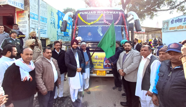 You are currently viewing ਵਿਧਾਇਕ ਕਰਮਬੀਰ ਸਿੰਘ ਘੁੰਮਣ ਨੇ ਸ਼ਰਧਾਲੂਆਂ ਦੀ ਬੱਸ ਨੂੰ ਕੀਤਾ ਰਵਾਨਾ 