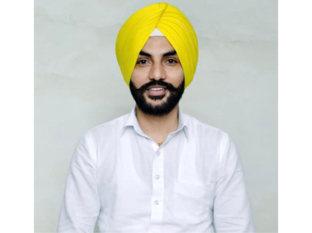Read more about the article ਚੌਧਰੀ ਰਾਜਵਿੰਦਰ ਸਿੰਘ ਰਾਜਾ ਦੂਸਰੀ ਵਾਰ ਜ਼ਿਲਾ ਹੁਸ਼ਿਆਰਪੁਰ ਤੋਂ ਯੂਥ ਵਿੰਗ ਪ੍ਰਧਾਨ ਨਿਯੁਕਤ