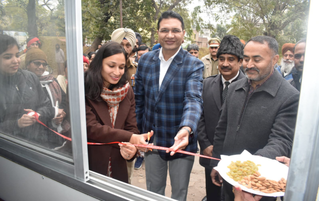 You are currently viewing डिप्टी कमिश्नर व एस.एस.पी ने तहसील कांप्लेक्स में किया पब्लिक हैल्प सैंटर का उद्घाटन