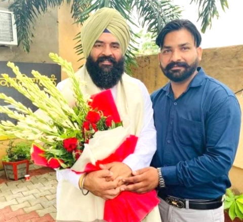 You are currently viewing ਨੈਨਵਾ ਬੀਤ ਲਈ ਗ੍ਰਾਂਟਾਂ ਦੇ ਖੁੱਲ੍ਹੇ ਗੱਫੇ ਦੇਣ ਲਈ ਕੀਤਾ ਡਿਪਟੀ ਸਪੀਕਰ ਦਾ ਧੰਨਵਾਦ 