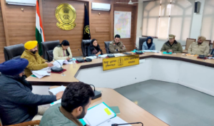 Read more about the article ਨਸ਼ੇ ਦਾ ਜੜ੍ਹ ਤੋਂ ਖਾਤਮਾ ਕਰਨ ਲਈ ਸਾਰੇ ਵਿਭਾਗ ਇਕਜੁੱਟਤਾ ਨਾਲ ਕਰਨ ਕੰਮ : ਕੋਮਲ ਮਿੱਤਲ