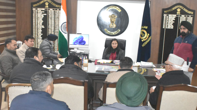 You are currently viewing ਇੰਡਸਟਰੀਅਲ ਵੁੱਡ ਪਾਰਕ ਸਥਾਪਿਤ ਕਰਨ ਲਈ ਡਿਪਟੀ ਕਮਿਸ਼ਨਰ ਨੇ ਅਧਿਕਾਰੀਆਂ ਅਤੇ ਉਦਯੋਗਪਤੀਆਂ ਨਾਲ ਕੀਤੀ ਮੀਟਿੰਗ