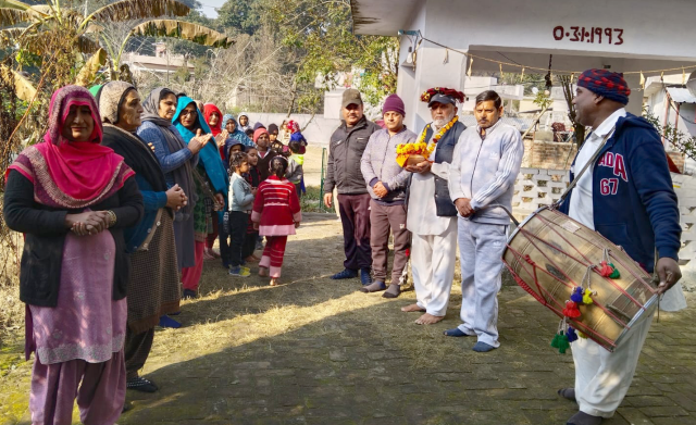 You are currently viewing ਭਗਵਾਨ ਸ਼੍ਰੀ ਰਾਮ ਜੀ ਦੇ ਅਕਸ਼ਤ ਕਲਸ਼ ਪਿੰਡ ਖੰਗਵਾੜੀ ਪਹੁੰਚਣ ‘ਤੇ ਭਰਵਾਂ ਸਵਾਗਤ