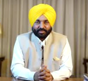 Read more about the article ਮੁੱਖ ਮੰਤਰੀ ਮਾਨ ਵਲੋਂ ਮੁਕੇਰੀਆਂ ਨੇੜੇ ਸੜਕ ਹਾਦਸੇ ‘ਚ ਪੁਲਿਸ ਮੁਲਾਜ਼ਮਾਂ ਦੀ ਮੌਤ ‘ਤੇ ਦੁੱਖ ਪ੍ਰਗਟ, 2 ਕਰੋੜ ਰੁਪਏ ਦੀ ਵਿੱਤੀ ਸਹਾਇਤਾ ਦਾ ਐਲਾਨ