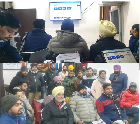 You are currently viewing ਵੱਖ-ਵੱਖ ਤਰ੍ਹਾਂ ਦੇ ਸਰਟੀਫਿਕੇਟਾਂ ਸਬੰਧੀ ਪਟਵਾਰੀ ਹਲਕਾ ਪੜਤਾਲੀਆ ਰਿਪੋਰਟ ਡਿਜੀਟਲ ਮਾਧਿਅਮ (ਆਨਲਾਇਨ) ਰਾਹੀਂ ਕਰਵਾਉਣ ਲਈ ਸਮੂਹ ਪਟਵਾਰੀ/ਕਾਨੂੰਗੋ ਨੇ ਲਈ ਵਿਸ਼ੇਸ਼ ਟ੍ਰੇਨਿੰਗ