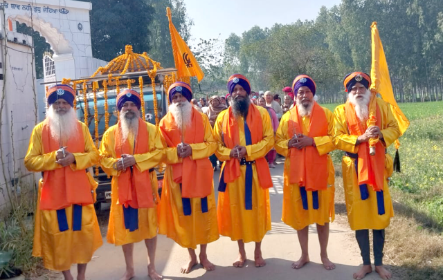 You are currently viewing *ਗੁਰੂ ਗੋਬਿੰਦ ਸਿੰਘ ਅਤੇ ਬਾਬਾ ਦੀਪ ਸਿੰਘ ਜੀ ਦੇ ਪ੍ਰਕਾਸ਼ ਦਿਹਾੜੇ ਨੂੰ ਸਮਰਪਿਤ ਨਗਰ ਕੀਰਤਨ ਸਜਾਇਆ*