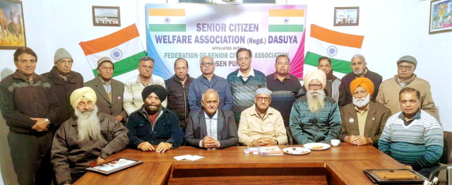 You are currently viewing ਸੀਨੀਅਰ ਸਿਟੀਜ਼ਨਜ਼ ਵੈਲਫੇਅਰ ਐਸੋਸੀਏਸ਼ਨ ਵੱਲੋਂ ਸ਼੍ਰੀ ਰਾਮ ਮੰਦਰ ਅਯੋਧਿਆ ਧਾਮ ਵਿਖੇ ਦਰਸ਼ਨ ਯਾਤਰਾ ਦਾ ਫੈਸਲਾ ਲਿਆ ਗਿਆ – ਚੌਧਰੀ ਕੁਮਾਰ ਸੈਣੀ