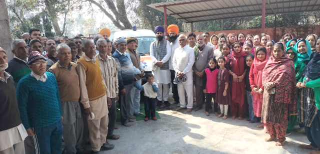 You are currently viewing ਬਾਬਾ ਦੀਪ ਸਿੰਘ ਸੇਵਾਦਲ ਵੈਲਫੇਅਰ ਸੋਸਾਇਟੀ ਗੜ੍ਹਦੀਵਾਲਾ ਵਲੋਂ ਕੰਢੀ ਖੇਤਰ ਲਈ ਐਬੂਲੈਂਸ ਭੇਂਟ 