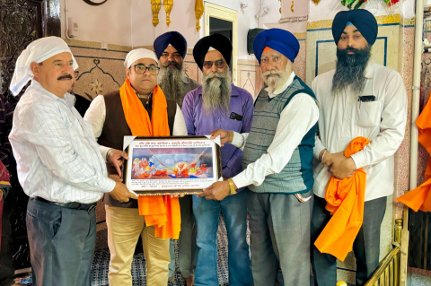 Read more about the article ਡਿਪਟੀ ਕਮਿਸ਼ਨਰ ਵਿਸ਼ੇਸ਼ ਸਾਰੰਗਲ ਗੁਰਦੁਆਰਾ ਸ੍ਰੀ ਕੰਧ ਸਾਹਿਬ ਵਿਖੇ ਹੋਏ ਨਤਮਸਤਕ