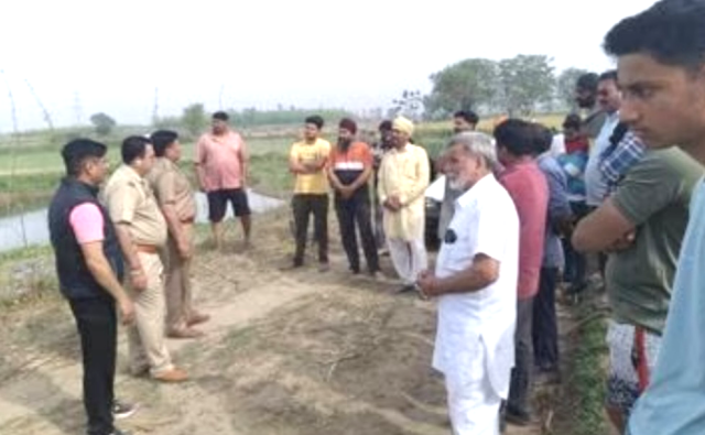 You are currently viewing ਦਸੂਹਾ ਚ ਰੇਡ ਕਰਨ ਗਈ ਪੁਲਿਸ ਤੇ ਨਸ਼ਾ ਤਸਕਰ ਵਲੋਂ ਹਮਲਾ, ਜਵਾਬੀ ਫਾਇਰਿੰਗ ਚ ਨਸ਼ਾ ਤਸਕਰ ਢੇਰ, ਦੋ ਪੁਲਿਸ ਮੁਲਾਜ਼ਮ ਜਖਮੀ 