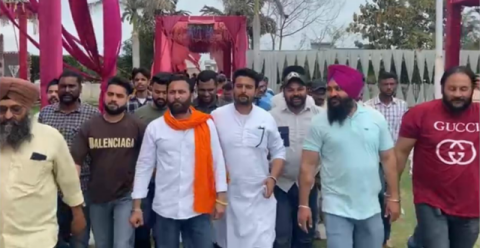 You are currently viewing ਆਪ’ ਪੰਜਾਬ ਯੂਥ ਪ੍ਰਧਾਨ ਲਾਲਪੁਰੀਆ ਦਾ ਬਟਾਲਾ ਪਹੁੰਚਿਆ, ਵਿਧਾਇਕ ਕਲਸੀ ਦੀ ਅਗਵਾਈ ‘ਚ ਸ਼ਾਨਦਾਰ ਸਵਾਗਤ