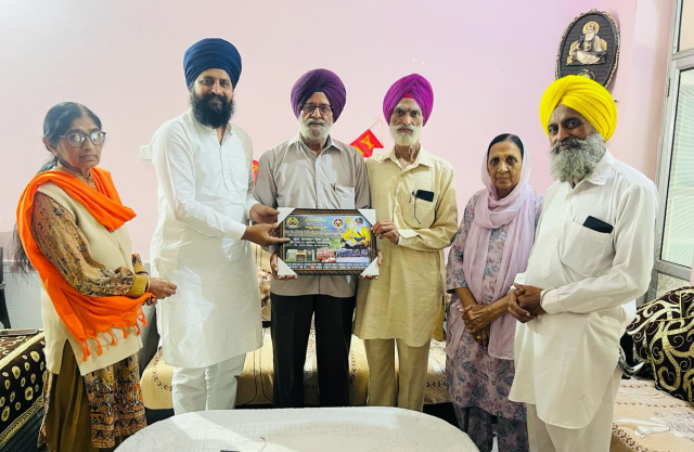You are currently viewing ਰਿਟਾਇਰ ਐਕਸੀਅਨ ਨੇ ਗੁਰ ਆਸਰਾ ਸੇਵਾ ਘਰ ਬਾਹਗਾ ਵਿਖੇ ਸੇਵਾ ਕੀਤੀ