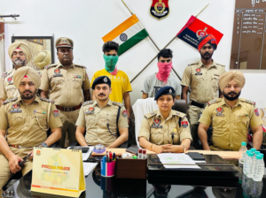 Read more about the article ਅੱਖਾਂ ‘ਚ ਮਿਰਚਾਂ ਪਾ ਕੇ ਲੁੱਟਾਂ ਖੋਹਾਂ ਕਰਨ ਵਾਲੇ ਗਿਰੋਹ ਦੇ ਦੋ ਮੈਂਬਰ ਕੀਤੇ ਕਾਬੂ