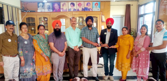 You are currently viewing ‘ਸਿਹਤ ਅਤੇ ਅਜੋਕੀ ਜੀਵਨ ਸ਼ੈਲੀ’ ਵਿਸ਼ੇ ‘ਤੇ ਵਿਸ਼ੇਸ਼ ਲੈਕਚਰ ਕਰਵਾਇਆ ਗਿਆ