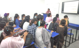 Read more about the article ਖਾਲਸਾ ਕਾਲਜ, ਗੜ੍ਹਦੀਵਾਲਾ ਵਿਖੇ ‘ਵੂਮੈਨ ਇੰਂਟਰਪ੍ਰਿਨਾਰਸ਼ਿਪ” ਵਿਸ਼ੇ ਉਪਰ ਲੈਕਚਰ