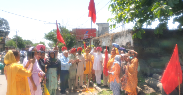 You are currently viewing ਗੜ੍ਹਦੀਵਾਲਾ ਵਿਖੇ ਮਜ਼ਦੂਰ ਦਿਵਸ ਮਨਾਇਆ