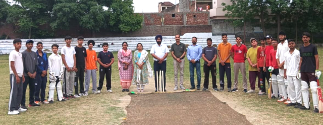 Read more about the article ਖਾਲਸਾ ਕਾਲਜੀਏਟ ਸੀਨੀ.ਸੈਕੰ.ਸਕੂਲ, ਗੜ੍ਹਦੀਵਾਲਾ ਵਿਖੇ ਰਾਸ਼ਟਰੀ ਫਿੱਟਨੈੱਸ ਦਿਵਸ ਮਨਾਇਆ