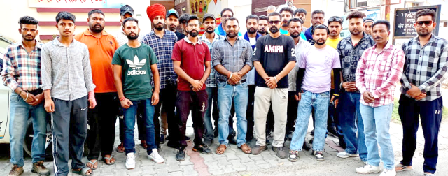 You are currently viewing ਭਾਰਤ ਦੇ ਸਰਬ ਉੱਤਮ ਸੰਵਿਧਾਨ ਨੂੰ ਬਚਾਉਣ ਲਈ ਮੋਦੀ ਸਰਕਾਰ ਨੂੰ ਸੱਤਾ ਤੋਂ ਲਾਂਭੇ ਕਰਨਾ ਅਤਿ ਜਰੂਰੀ ਹੈ : ਬੇਗਮਪੁਰਾ ਟਾਇਗਰ ਫੋਰਸ