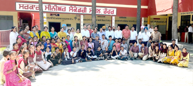 You are currently viewing ਸਰਕਾਰੀ ਸੀਨੀਅਰ ਸੈਕੰਡਰੀ ਸਕੂਲ ਡੱਫਰ ਵਿਖੇ ਬਲਾਕ ਪੱਧਰੀ ਮੁਕਾਬਲੇ ਕਰਵਾਏ