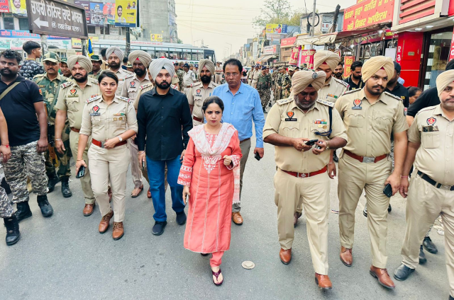 Read more about the article ਲੋਕ ਸਭਾ ਚੋਣਾਂ -2024  ਚੋਣਾਂ ਨਿਰਪੱਖ ਅਤੇ ਸ਼ਾਤੀਪੂਰਵਕ ਢੰਗ ਨਾਲ ਨੇਪਰੇ ਚਾੜੀਆਂ ਜਾਣਗੀਆਂ-ਡਾ ਸ਼ਾਇਰੀ ਭੰਡਾਰੀ