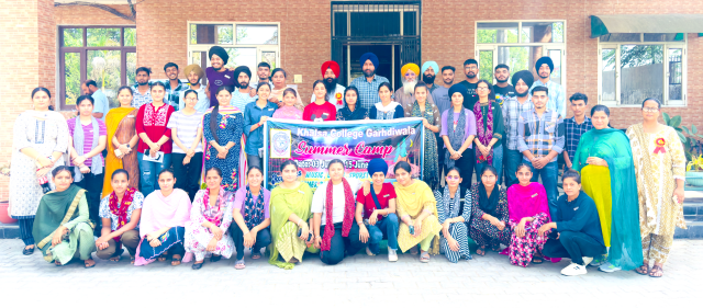 You are currently viewing ਖਾਲਸਾ ਕਾਲਜ ਗੜ੍ਹਦੀਵਾਲਾ ਵਿਖੇ ਦੋ ਹਫਤਿਆਂ ਦੇ ਸਮਰ ਕੈਂਪ ਦੀ ਸ਼ੁਰੂਆਤ