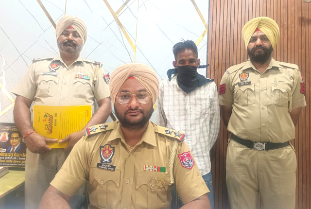 You are currently viewing 110 ਨਸ਼ੀਲੀਆਂ ਗੋਲੀਆਂ ਸਮੇਤ ਇੱਕ ਨੌਜਵਾਨ ਆਇਆ ਪੁਲਿਸ ਅੜਿੱਕੇ 