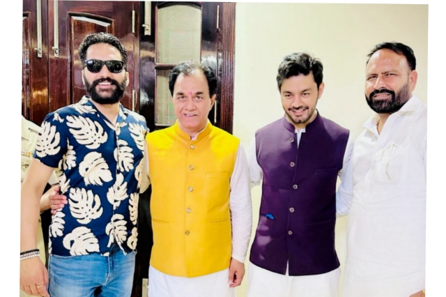 You are currently viewing ਆਪ ਦੇ ਉਮੀਦਵਾਰ ਡਾ.ਰਾਜ ਕੁਮਾਰ ਨੇ ਜਿੱਤ ਹਾਸਲ ਕਰਕੇ ਵਿਰੋਧੀ ਪਾਰਟੀਆਂ ਨੂੰ ਮੁੰਦੇ ਮੂੰਹ ਸੁੱਟਿਆ : ਚੌਧਰੀ ਰਾਜਵਿੰਦਰ ਰਾਜਾ