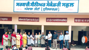 Read more about the article ਸਕੂਲ ਪੁੱਜਣ ਤੇ ਮਨਹਾਸ ਦਾ ਕੀਤਾ ਨਿੱਘਾ ਸਵਾਗਤ