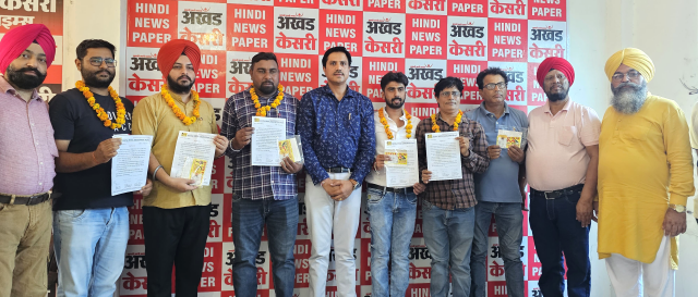 You are currently viewing *डिजिटल मीडिया एसोसिएशन (DMA) के नए पदाधिकारियों की घोषणा, अंकित भास्कर, मोहित सेखड़ी सौरव खन्ना सुखविंदर बग्गा, तरणजीत सिंह को मिली डीएमए में बड़ी जिम्मेदारी*