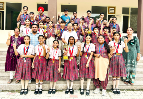 You are currently viewing ਡੀ.ਏ.ਵੀ ਪਬਲਿਕ ਸਕੂਲ ਦੇ ਵਿਦਿਆਰਥੀਆਂ ਦਾ ਖੇਡਾਂ ਵਿੱਚ ਸ਼ਾਨਦਾਰ ਪ੍ਰਦਰਸ਼ਨ