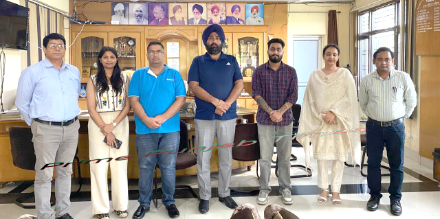 You are currently viewing ਖ਼ਾਲਸਾ ਕਾਲਜ ਗੜ੍ਹਦੀਵਾਲਾ ਵਿਖੇ ਵਿਦਿਆਰਥੀਆਂ ਲਈ ਪਲੇਸਮੈਂਟ ਡਰਾਈਵ ਦਾ ਆਯੋਜਨ