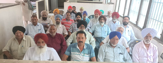 Read more about the article ਪੰਜਾਬ ਸਰਕਾਰ ਨੰਬਰਦਾਰਾਂ ਦੀਆਂ ਮੰਨੀਆਂ ਮੰਗਾਂ ਨੂੰ ਤੁਰੰਤ ਲਾਗੂ ਕਰੇ : ਯੂਨੀਅਨ ਆਗੂ