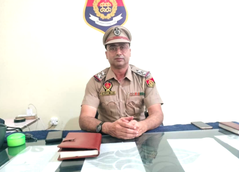 You are currently viewing ਸਬ-ਇੰਸਪੈਕਟਰ ਗੁਰਸਾਹਿਬ ਸਿੰਘ ਵਲੋਂ ਬਤੌਰ SHO ਥਾਣਾ ਗੜ੍ਹਦੀਵਾਲਾ ਦਾ ਚਾਰਜ ਸੰਭਾਲਿਆ