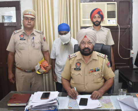 You are currently viewing ਕਮਿਸ਼ਨਰੇਟ ਪੁਲਿਸ ਨੇ 1.14 ਲੱਖ ਰੁਪਏ ਦੀ ਚੋਰੀ ਦਾ ਮਾਮਲਾ ਸੁਲਝਿਆ