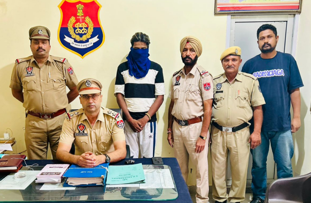 You are currently viewing 14.80 ਗ੍ਰਾਮ ਨਸ਼ੀਲੇ ਪਦਾਰਥ ਸਮੇਤ ਇੱਕ ਵਿਅਕਤੀ ਆਇਆ ਪੁਲਿਸ ਅੜਿੱਕੇ