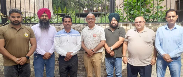 You are currently viewing ਯੂਨੀਫਾਈਡ ਪੈਨਸ਼ਨ ਸਕੀਮ ਐਨ.ਪੀ.ਐਸ ਦਾ ਹੀ ਸੁਧਰਿਆ ਹੋਇਆ ਰੂਪ – ਆਗੂ