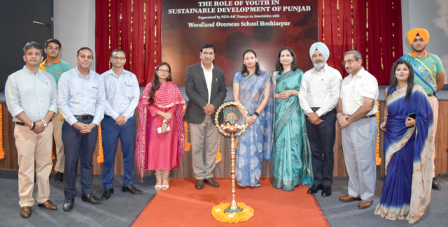 You are currently viewing ਪੰਜਾਬ ਦੇ ਟਿਕਾਊ ਵਿਕਾਸ ਵਿਚ ਨੌਜਵਾਨਾਂ ਦੀ ਅਹਿਮ ਭੂਮਿਕਾ – ਕੋਮਲ ਮਿੱਤਲ