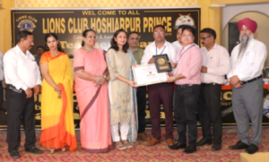 Read more about the article ਲਾਈਨਜ ਇੰਟਰਨੈਸ਼ਨਲ ਵਲੋਂ ਪ੍ਰਿੰਸੀਪਲ ਤਰਸੇਮ ਸਿੰਘ ਰਾਜ ਅਧਿਆਪਕ ਪੁਰਸਕਾਰ ਨਾਲ ਸਨਮਾਨਿਤ