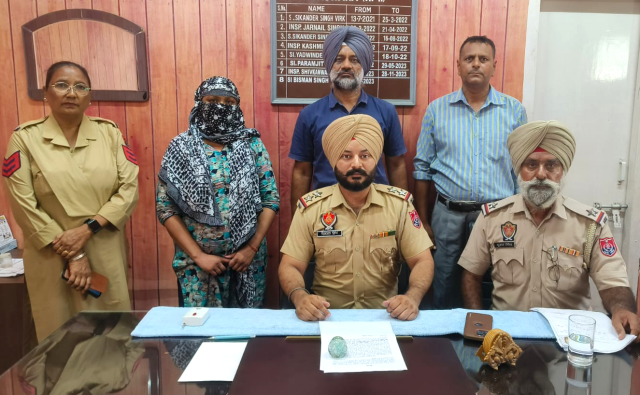 You are currently viewing 30 ਗ੍ਰਾਮ ਹੈਰੋਇਨ ਸਮੇਤ ਪੁਲਿਸ ਨੇ ਇੱਕ ਔਰਤ ਨੂੰ ਕੀਤਾ ਗ੍ਰਿਫਤਾਰ