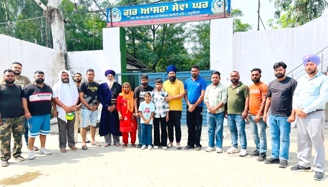 You are currently viewing ਬਾਬਾ ਦੀਪ ਸਿੰਘ ਸੇਵਾ ਦਲ ਐਂਡ ਵੈਲਫੇਅਰ ਸੁਸਾਇਟੀ ਗੜ੍ਹਦੀਵਾਲਾ ਨੇ ਇੱਕ ਲਾਪਤਾ ਬੱਚੇ ਨੂੰ ਪਰਿਵਾਰ ਨਾਲ ਮਿਲਾਇਆ