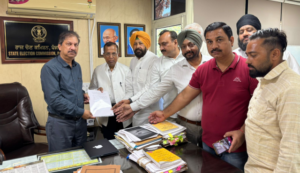 Read more about the article ਪੰਜਾਬ ਪੰਚਾਇਤੀ ਚੋਣਾਂ 2024 ਦੀਆਂ ਵੋਟਰ ਸੂਚੀਆਂ ਵਿੱਚ ਆਮ ਆਦਮੀ ਸਰਕਾਰ ਡਰ ਕਾਰਨ ਕਰ ਰਹੀ ਬਹੁਤ ਵੱਡੀ ਹੇਰਾਫੇਰੀ -ਸੋਮ ਪ੍ਰਕਾਸ਼