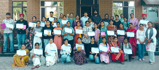 You are currently viewing ਆਈ.ਆਈ.ਸੀ.ਸੈੱਲ ਅਤੇ ਨੈਸ਼ਨਲ ਐਜੂ ਟਰਸਟ ਆਫ ਇੰਡੀਆ ਦੇ ਸਹਿਯੋਗ ਨਾਲ ਇੱਕ ਗਤੀਸ਼ੀਲ ‘ਬਿਜ਼ਨਸ ਫੈਸਟ’ ਦਾ ਕੀਤਾ ਆਯੋਜਨ