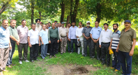 Read more about the article पंजाब सरकार कर्मचारी ,पेंशनरों की समस्या पहल आधार पर हल करें : सतीश शर्मा