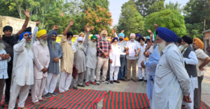 Read more about the article किसानों को आ रही समस्याओं सबंधी शिरोमणि अकाली दल के पदाधिकारीयो ने एस.डी.एम दसूहा कार्यालय के सामने केन्द्र तथा पंजाब सरकार खिलाफ नारेबाजी करके किया रोष प्रदर्शन