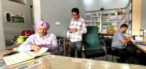 Read more about the article DAP ਖਾਦ ਦੀ ਕਾਲਾਬਾਜ਼ਾਰੀ ਰੋਕਣ ਲਈ ਲਗਾਤਾਰ ਹੋ ਰਹੀ ਹੈ ਜਾਂਚ